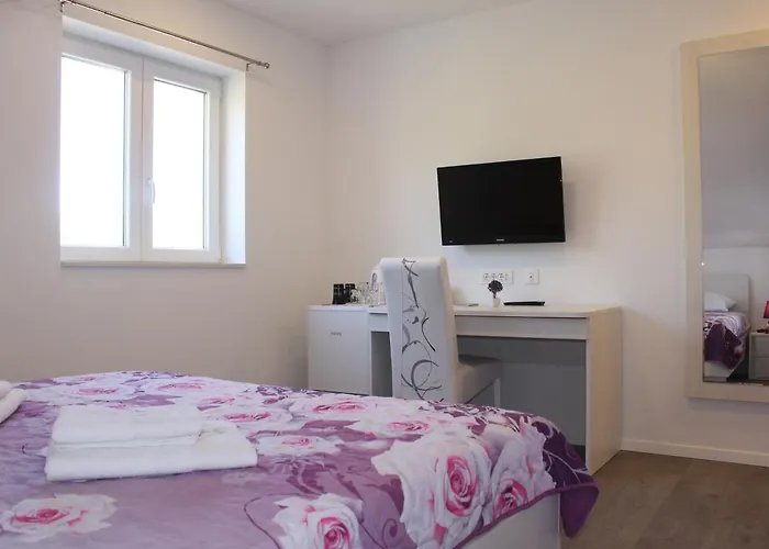 Apartament Floki *