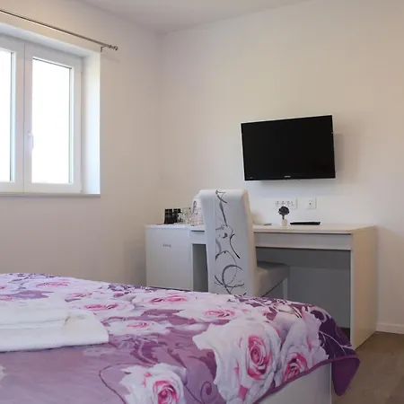 Appartement Floki *