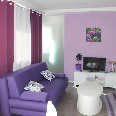 Floki Appartement *